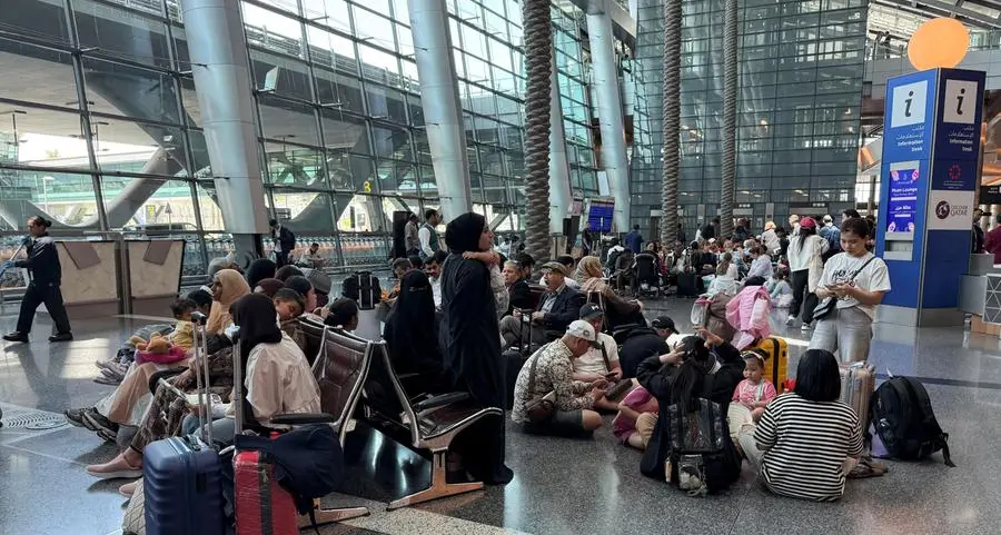 Chaos for thousands of passengers stranded at Doha airport, long queues in Dubai