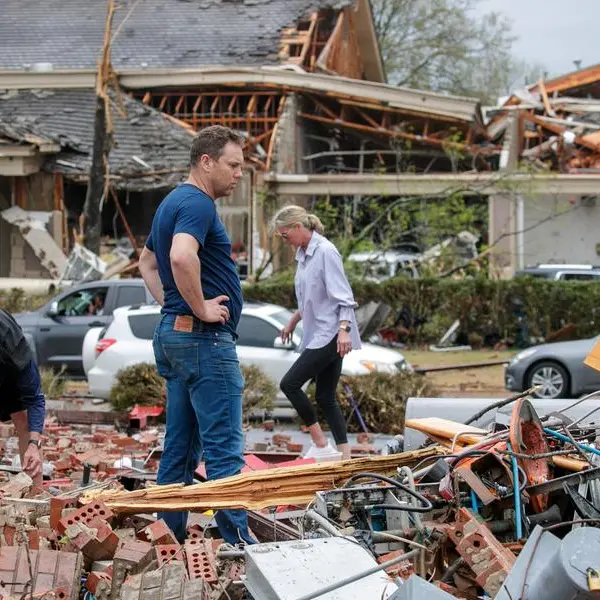 Deadly storms and tornadoes sweep through US