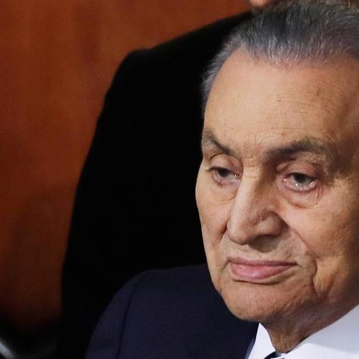 سويسرا تلغي قرار تجميد أموال مبارك وعائلته