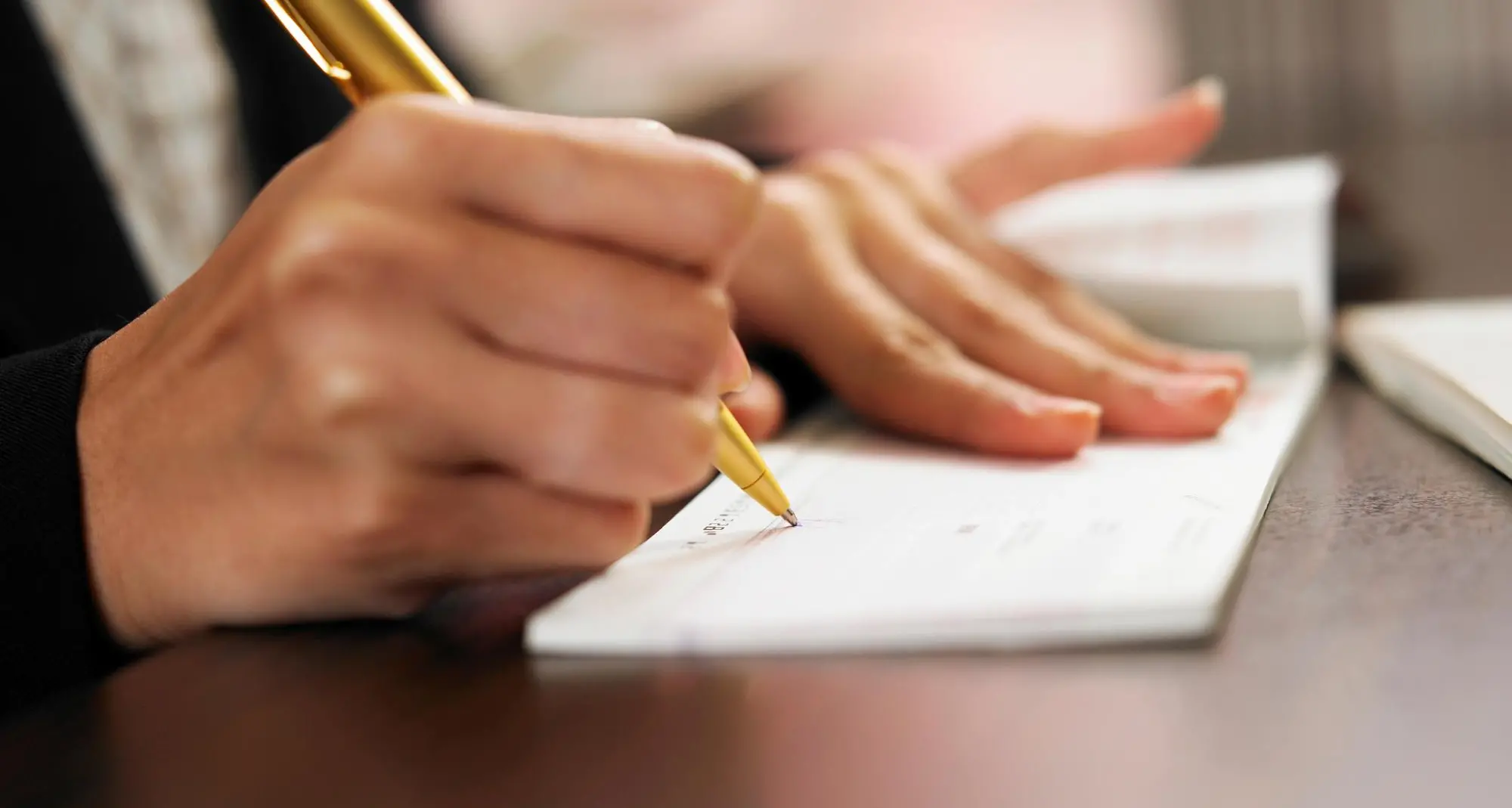 UAE's credit bureau introduces app to curb bounced cheques