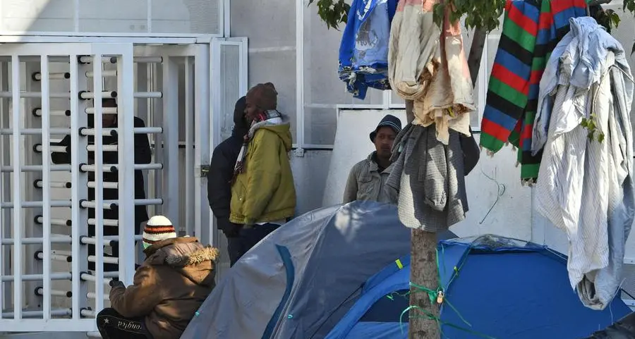 Hundreds of fearful sub-Saharan migrants flee Tunisia