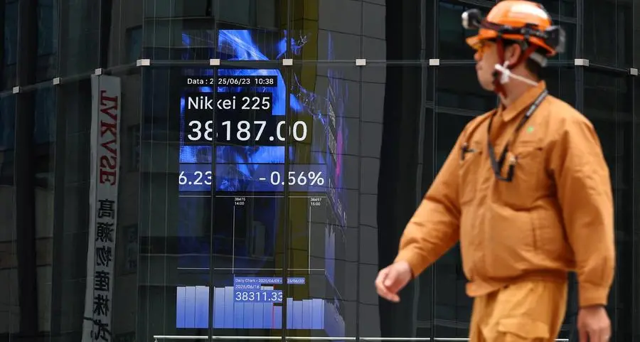 Asia stocks edge up, dollar droops as ceasefire buoys confidence
