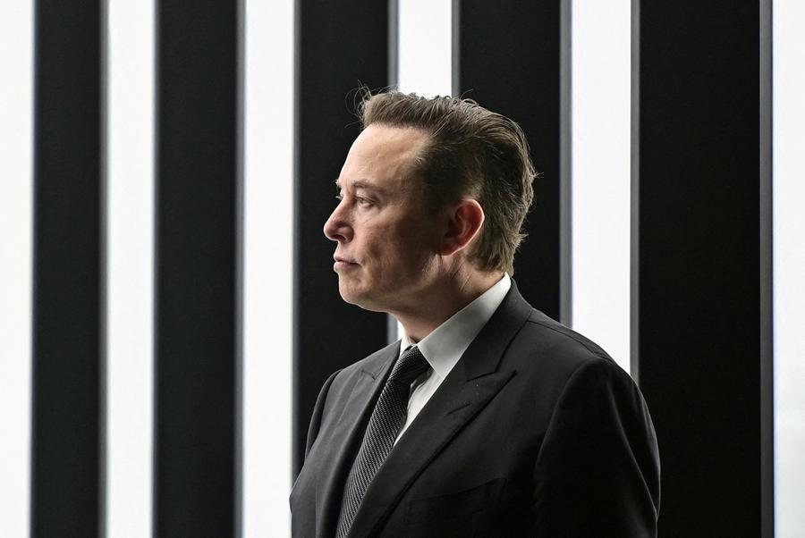 Elon Musk zahteva zavrnitev tožbe SEC glede njegovega deleža v Twitterju leta 2022