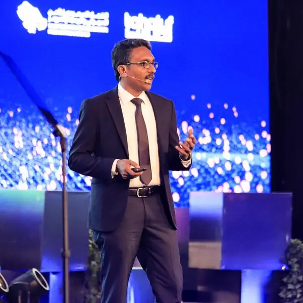 Zoho One transforms the workplace with a unified platform, seamless integrations, and advanced intelligence