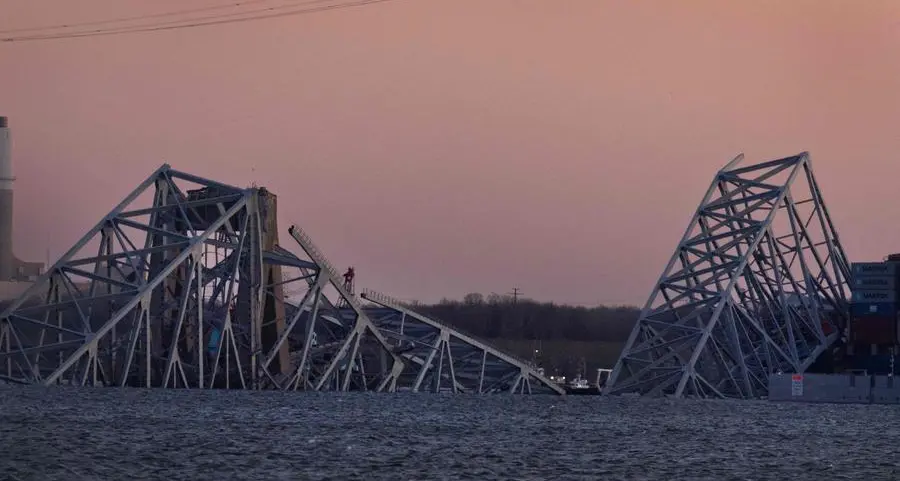 'Daunting task' - Cranes arrive to clear Baltimore bridge debris