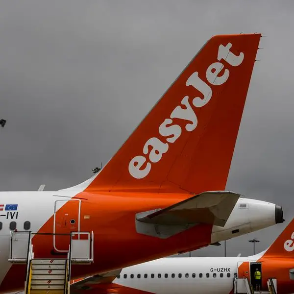 EasyJet flies into third straight annual loss