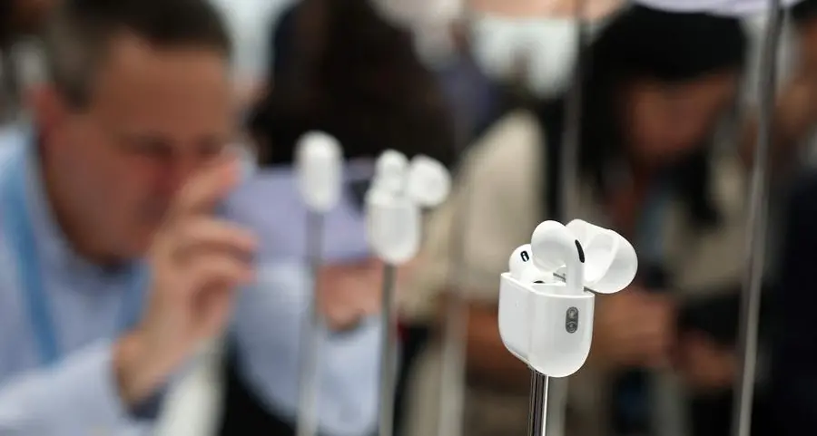 Apple taking hearing loss seriously is an industry win