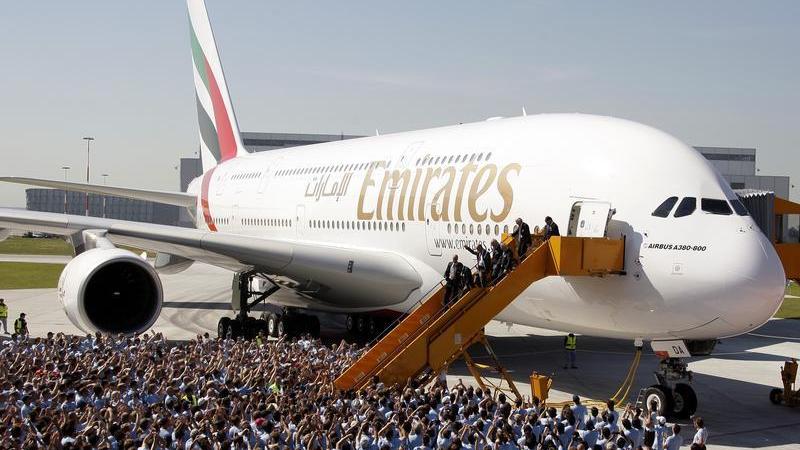 ارتفاع الطلب يقلص خسائر طيران الإمارات والشركة المالكة لها