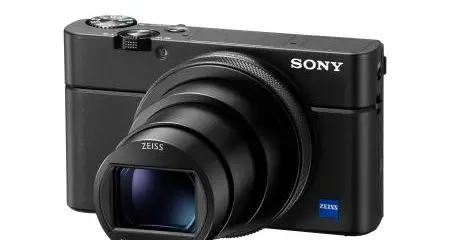 Sony brings new level of power to premium compact camera line-up in the UAEwith introduction of the RX10 VII