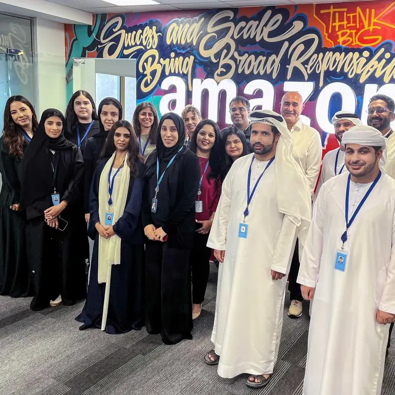 Amazon UAE welcomes a group of new Emirati hires, with strong Emirati women representation