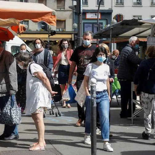 French consumer confidence holds steady in Sept as coronavirus resurges