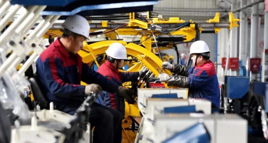 China's May industrial output growth cools to 17-yr low as trade war escalates