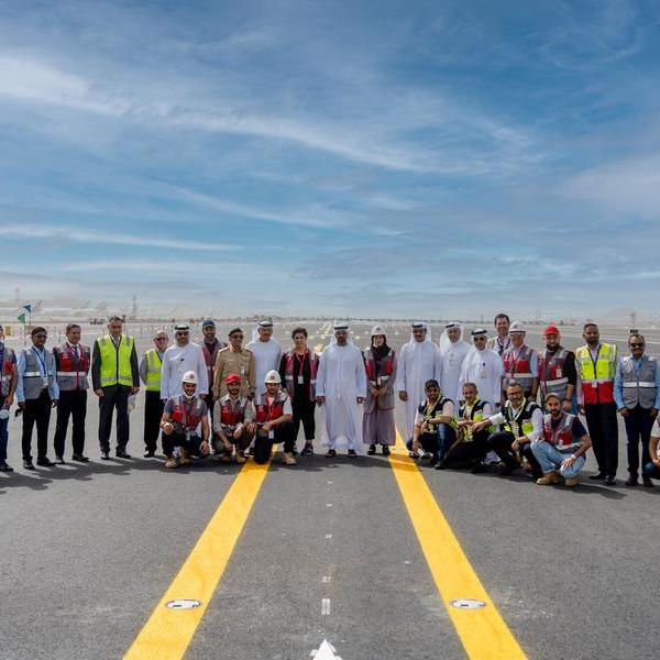 Ahmed bin Saeed reviews progress of rehabilitation works on DXB's North Runway