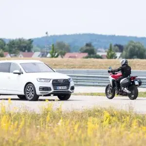 ConVeX Consortium hosts Europe's First Live C-V2X Direct Communication interoperability demonstration between motorcycles, vehicles, infrastructure