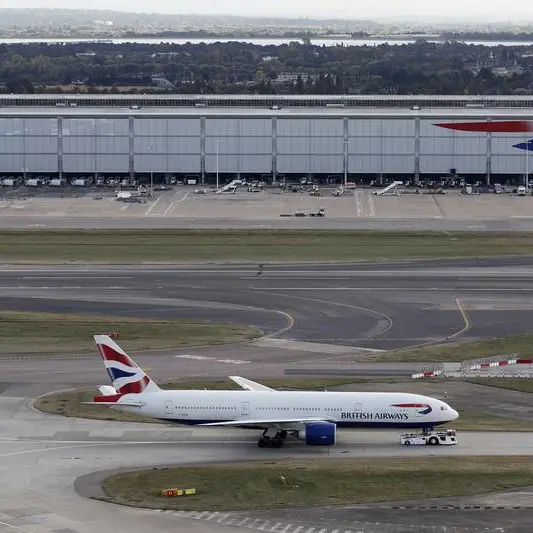Heathrow taps bond markets, eyes further cost cuts to weather COVID-19