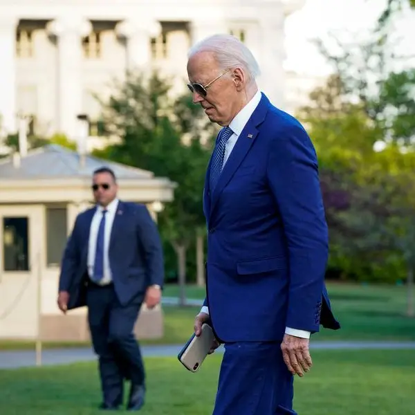 After battle with Republicans, Biden to sign Ukraine aid package