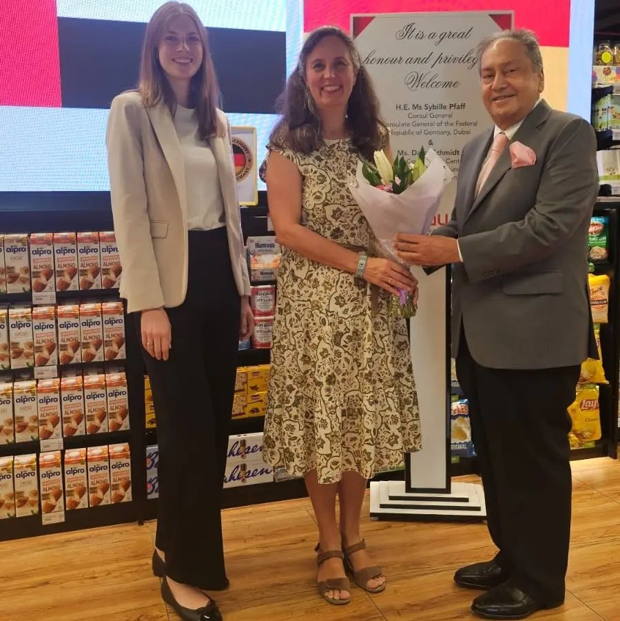 German Consul General tours Al Maya Supermarket in a celebration of trade and taste