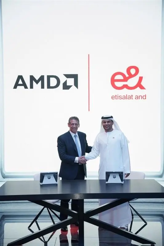 e& UAE and AMD sign strategic collaboration agreement to explore AI use cases