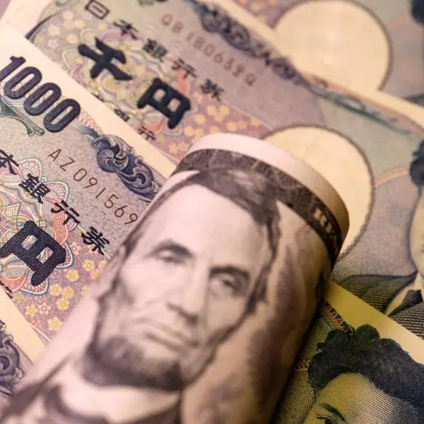 Dollar shoos yen away from six-week high; euro eyes ECB