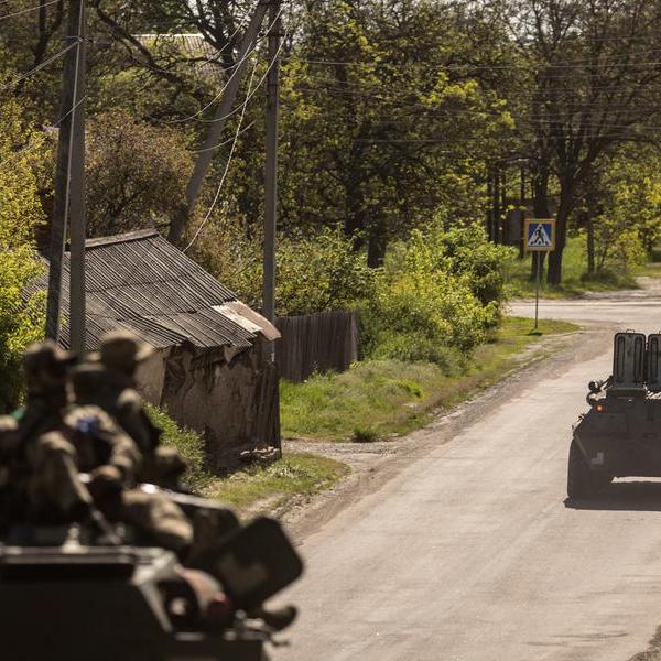 Amnesty accuses Ukraine of basing troops in residential areas, angering Kyiv