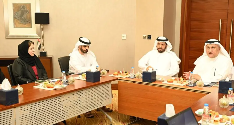 Sharjah and Abu Dhabi Chambers discuss cooperation in enhancing private sector services