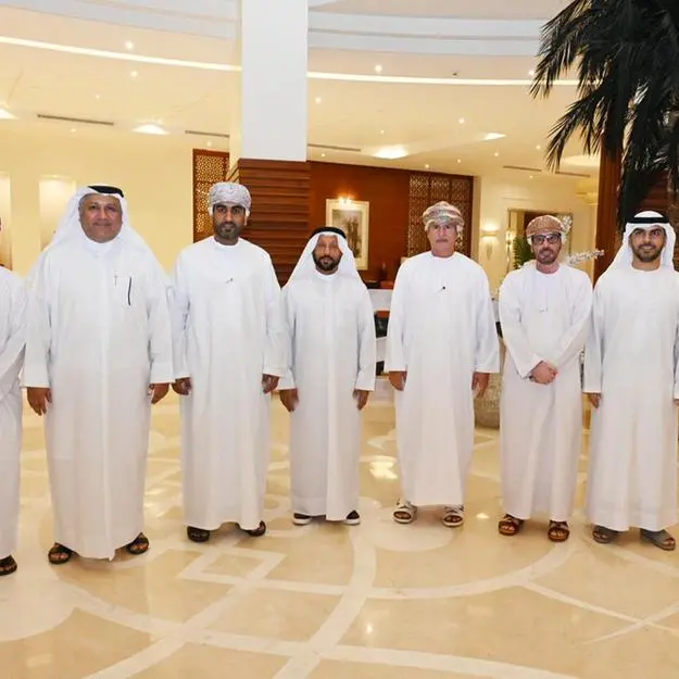 SCCI discusses enhancing investment cooperation with Oman Chamber