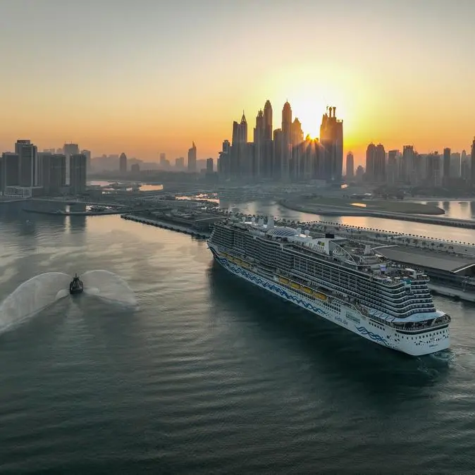 Dubai Harbour welcomes first passengers for the 2022/23 cruise season