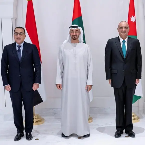 القابضة أبوظبي تضخ 10 مليارات دولار في صندوق يستثمر في مصر والأردن