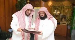 السعودية - رئاسة الحرمين تعقد اجتماعاً للمسابقة الدولية للقرآن الكريم