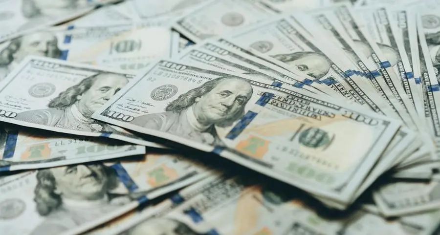 US dollar gains as Iran conflict fuels safe‑haven demand, higher oil