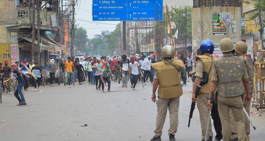 Police in northwest India ban public gatherings, suspend internet after Hindu slain
