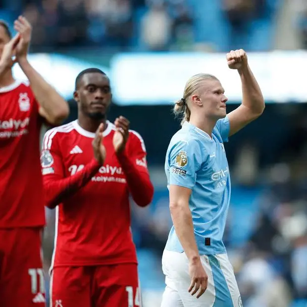 Man City make it perfect six, Man Utd and Everton get morale-boosting wins