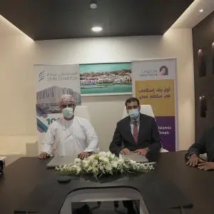 Bank Nizwa signs financing agreement to construct Shifa Hospital