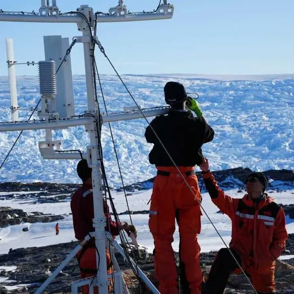 China's domestically-made polar meteorological stations start operation