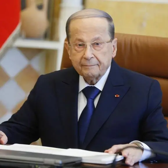 Lebanon's Aoun sees \"civil war\" climate as critics boycott meeting