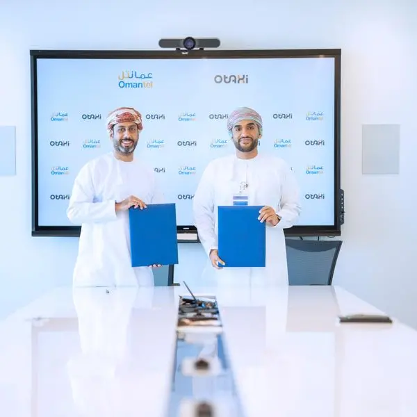 Omantel inks partnership with Otaxi to provide tourist sim card