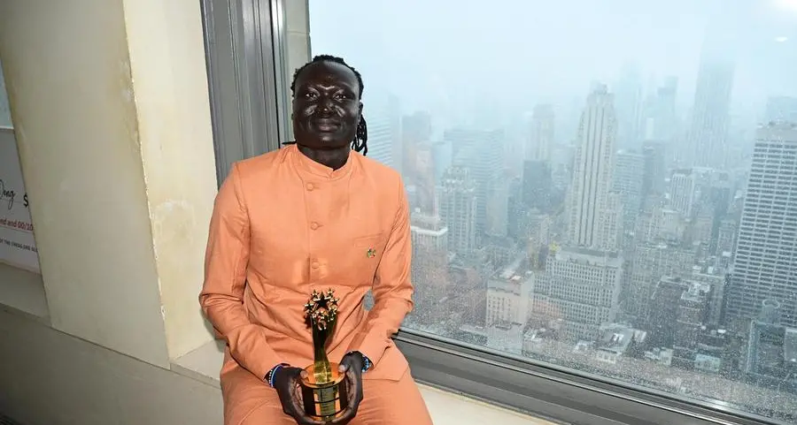 Global Student Prize winner Nhial Deng calls on “inspirational” UAE students to apply for 2024 edition
