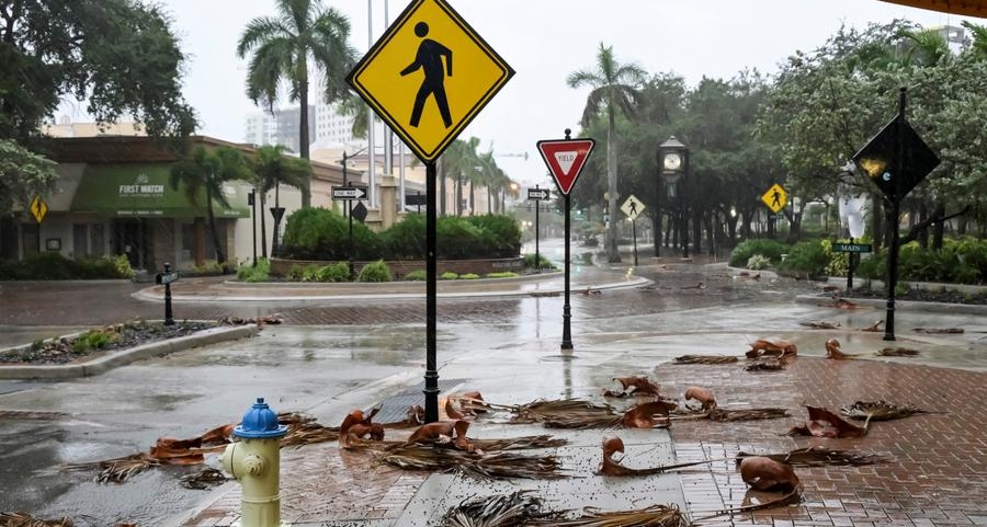 Death toll in Florida uncertain as Ian takes aim at Carolinas