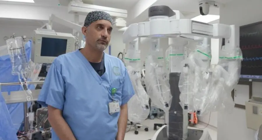 Saudi hospital succeeds in performing the world’s first complete robotic heart transplant