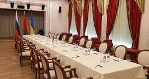 What is on the table at crucial Ukraine-Russia talks?