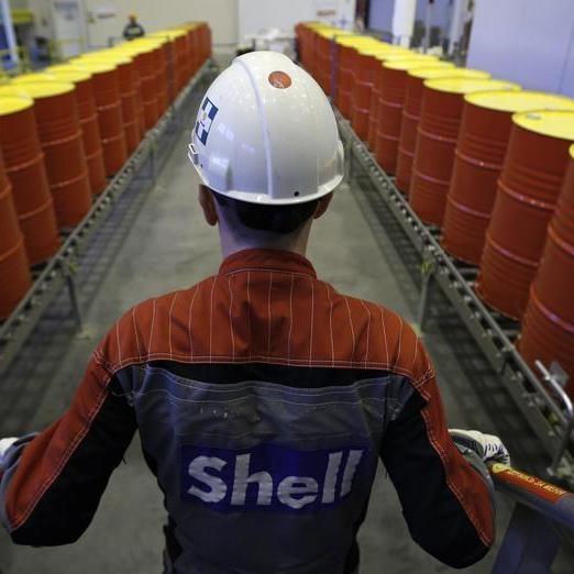 النفط يواصل الارتفاع وسط توقعات بحظر الخام الروسي في أوروبا