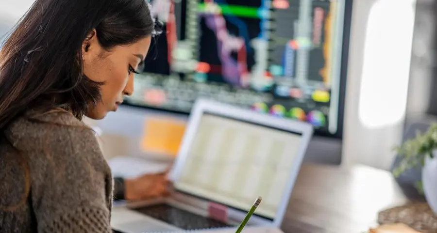 BidX announces ground-breaking interest on uninvested cash balances