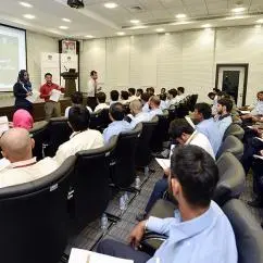UAE Ministry of Health & Prevention organizes lectures to raise taxi drivers' awareness about mental disorders