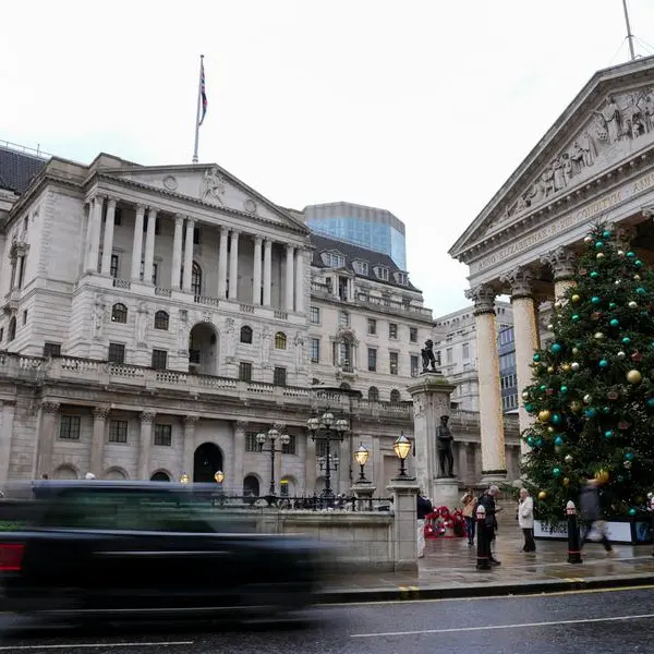 British stocks rise as investors await Bank of England rate cut