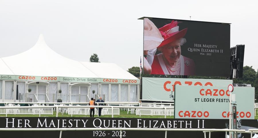 Horse bred by Queen Elizabeth wins race in Baltimore