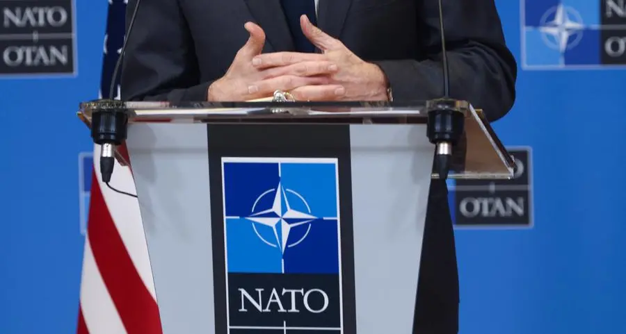 Washington, NATO to offer aid to cold, dark Ukraine