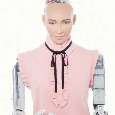 Dubai set to witness professional interaction with humanoid robot Sophia