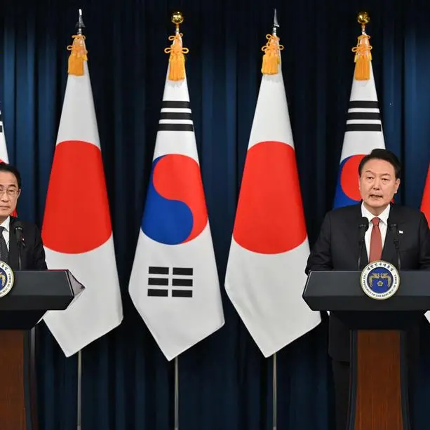 Tokyo and Seoul try to bury historical hatchet, hailing 'new future' for ties