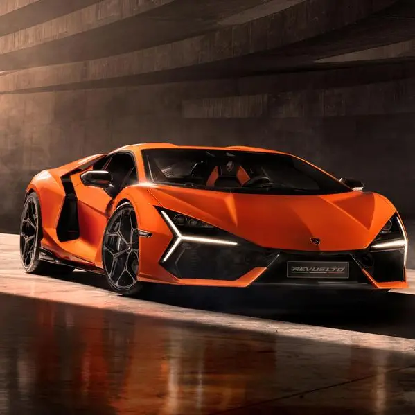 Lamborghini Revuelto: the first super sports V12 hybrid HPEV