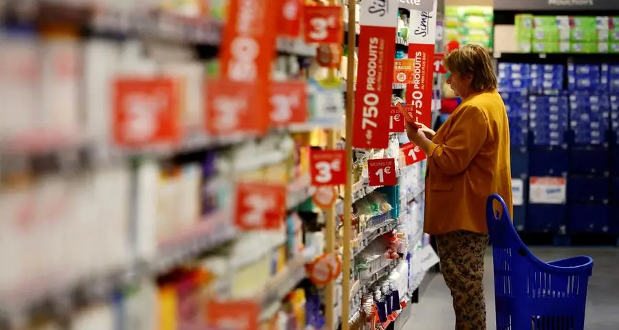 French food industry lobby sees 0-1% price cuts after talks with retailers